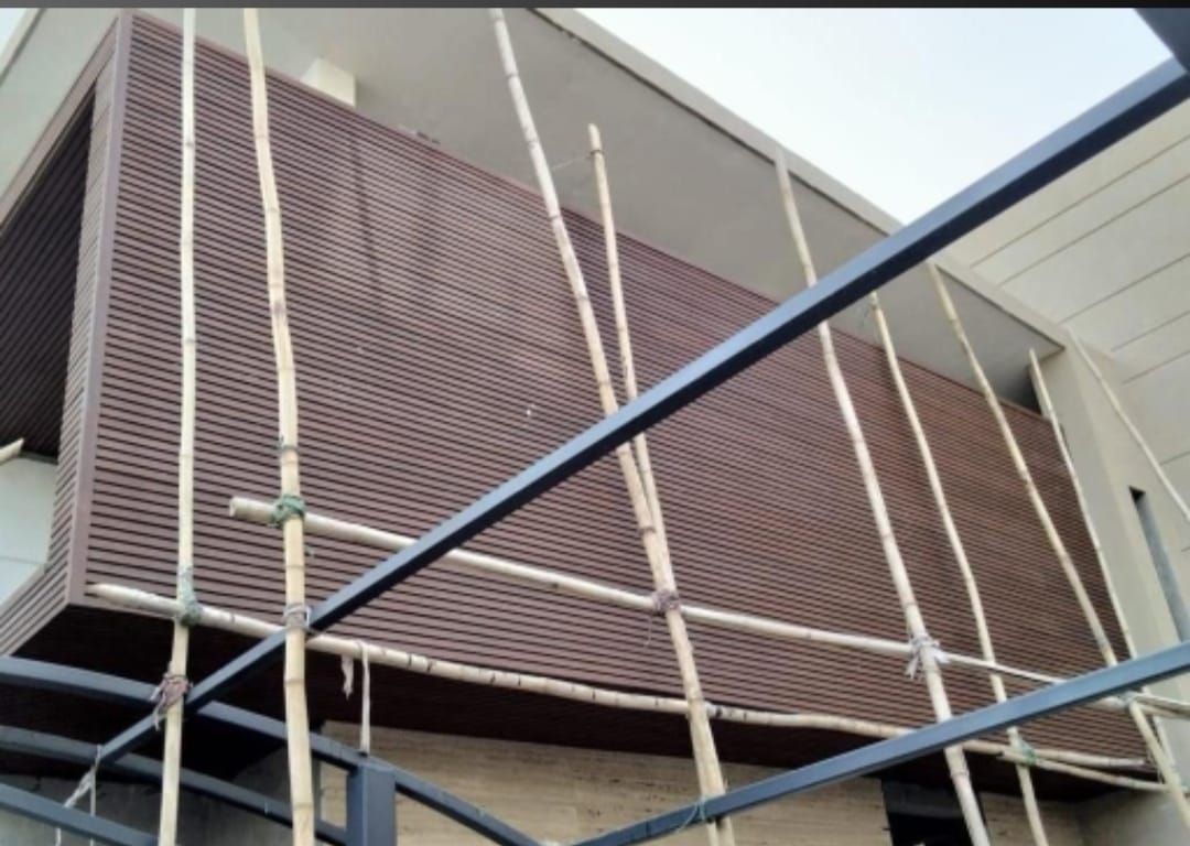 Bardage facade composite wpc coin BFC12